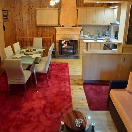 Family Home 디미트사나 외부 사진